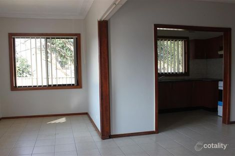 Property photo of 215 The Horsley Drive Fairfield East NSW 2165