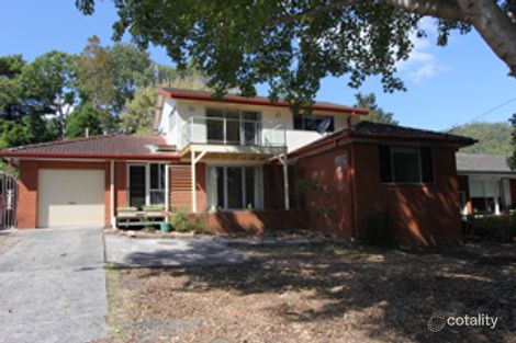 Property photo of 12 Edgewater Avenue Green Point NSW 2251