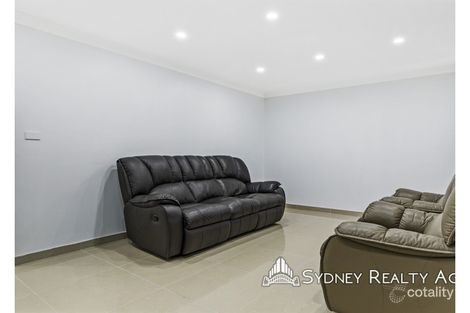 Property photo of 13 Nymboida Avenue Hoxton Park NSW 2171
