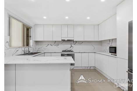 Property photo of 13 Nymboida Avenue Hoxton Park NSW 2171