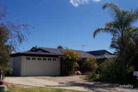 2 Oakdale Cl, Halls Head, WA 6210