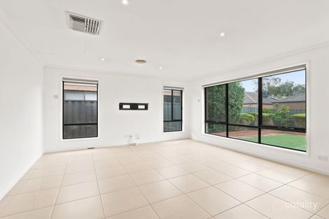 Property photo of 10 Bindarri Road Manor Lakes VIC 3024