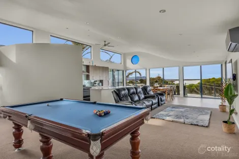 Property photo of 36 Vista Drive Mallacoota VIC 3892