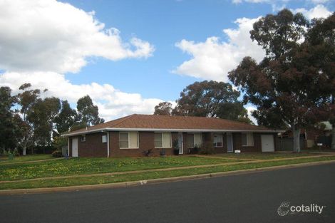 2/1 Wells Cl, Dubbo, NSW 2830