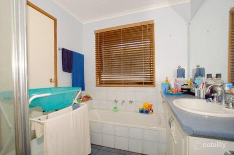 Property photo of 11 Edenbridge Court Carrum Downs VIC 3201