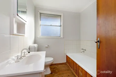 Property photo of 33 Kauri Crescent Portland VIC 3305