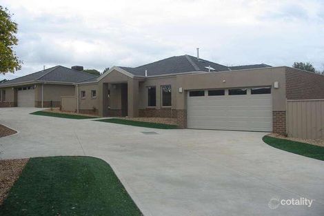 Property photo of 2/68 Patterson Avenue Keilor VIC 3036