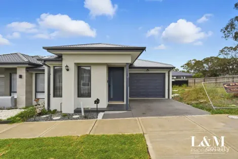 Property photo of 8 Alyssa Street Greenvale VIC 3059