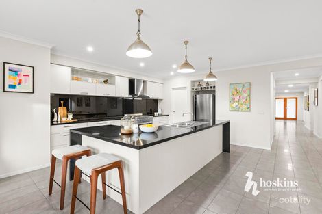 Property photo of 5 Evans Drive Croydon VIC 3136