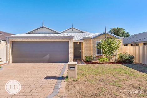 18 Trafalgar Pl, Queens Park, WA 6107