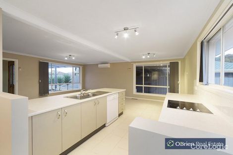 Property photo of 14 Campbell Parade Cranbourne VIC 3977