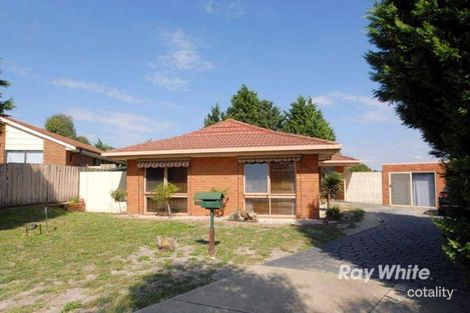 8 Wisteria Ct, Cranbourne North, VIC 3977