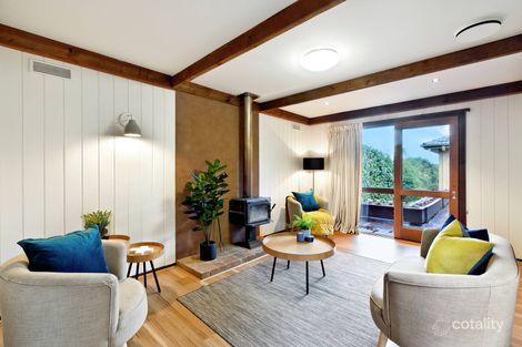 Property photo of 23 Quentin Way Eltham VIC 3095