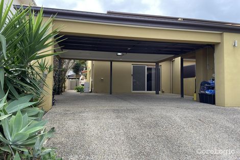 Property photo of 2/29 Shaw Street Southport QLD 4215