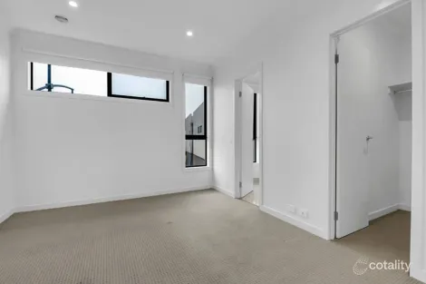 Property photo of 96 Marathon Boulevard Craigieburn VIC 3064
