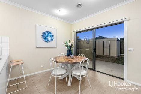 Property photo of 72 Kingsford Drive Point Cook VIC 3030