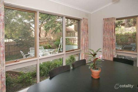 Property photo of 12 Leamington Crescent Glen Waverley VIC 3150