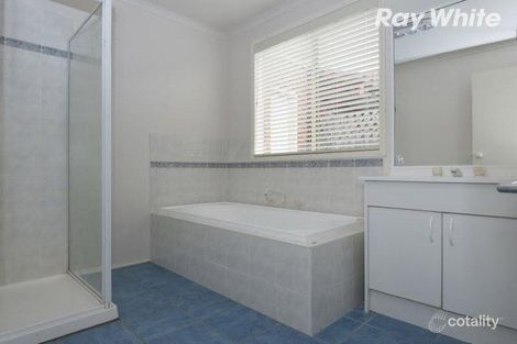 Property photo of 17 Parkhaven Avenue Kingsbury VIC 3083
