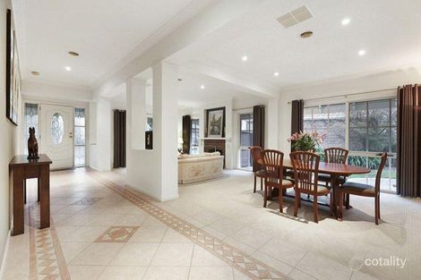 Property photo of 11 Larter Court Wantirna South VIC 3152