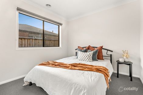 Property photo of 32 Kipling Drive Officer VIC 3809