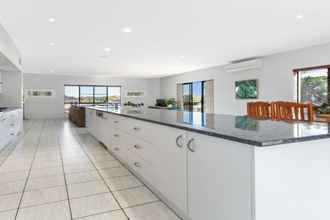 Property photo of 35 Sweetapple Place Manly West QLD 4179