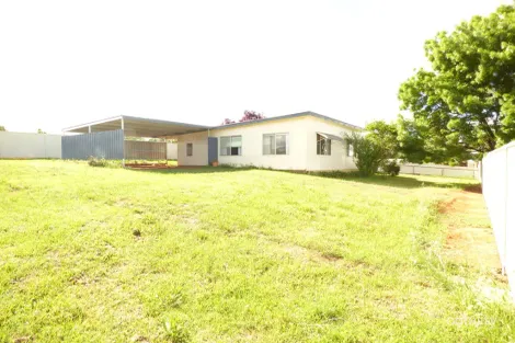 Property photo of 81 Binalong Street Young NSW 2594