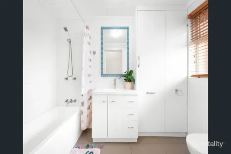 Property photo of 1/15 Deviney Street Morningside QLD 4170