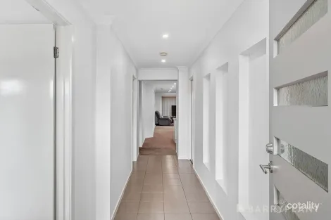 Property photo of 26 Laurence Way Tarneit VIC 3029