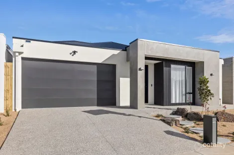 5 Danaher Ave, Waurn Ponds, VIC 3216