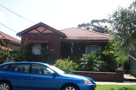 11 Hampden Rd, Lakemba, NSW 2195