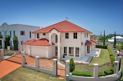 Property photo of 3 Cerbaia Close Bridgeman Downs QLD 4035