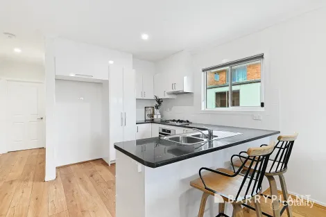 Property photo of 43 Preston Avenue Endeavour Hills VIC 3802