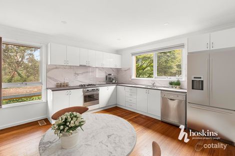 Property photo of 1 Timbertop Road Ringwood North VIC 3134