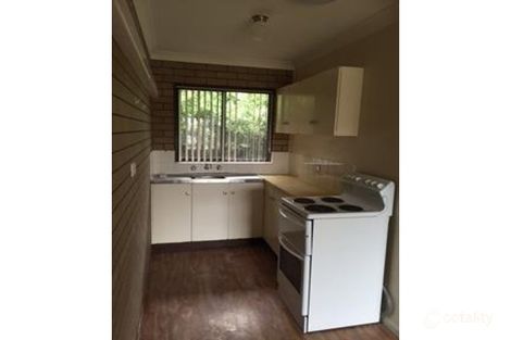 2/557 Kemp St, Lavington, NSW 2641