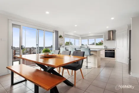 Property photo of 1 Hellyer Avenue Park Grove TAS 7320