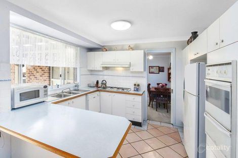Property photo of 6 Kinsey Crescent Chittaway Bay NSW 2261