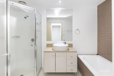 Property photo of 423/1 Aqua Street Southport QLD 4215