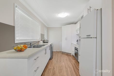 Property photo of 14 Wattle Avenue Macquarie Fields NSW 2564