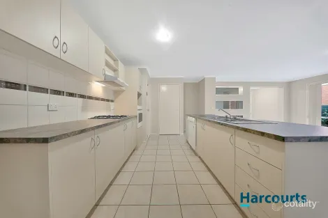 Property photo of 21 Alfred Park Drive Tarneit VIC 3029