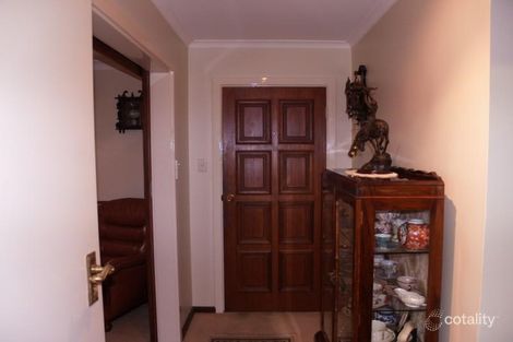 Property photo of 34 Greenbank Grove Hackham West SA 5163