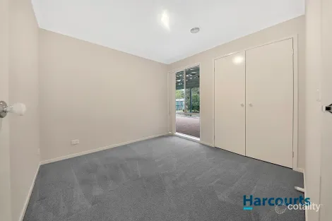 Property photo of 21 Alfred Park Drive Tarneit VIC 3029