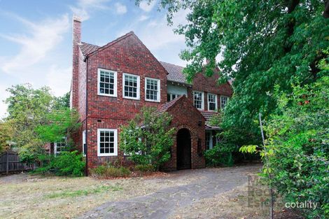 30 Hampden Rd, Armadale, VIC 3143