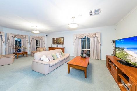 Property photo of 39 Doreen Rogen Way South Morang VIC 3752