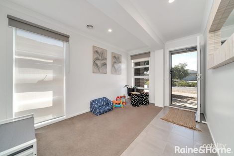 Property photo of 25 Bianca Boulevard Tarneit VIC 3029