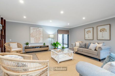 Property photo of 43 Weir Close Berrinba QLD 4117