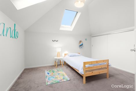 Property photo of 2/33 Dallas Avenue Hughesdale VIC 3166
