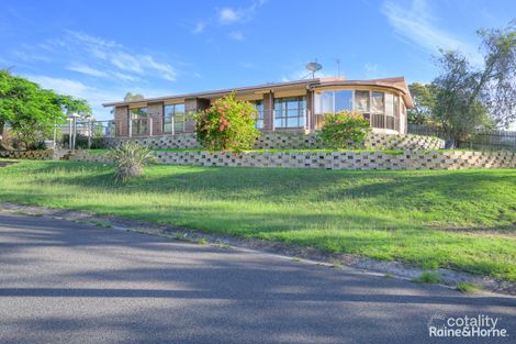 1 Boult Ct, Clinton, QLD 4680