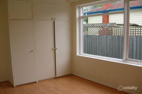 Property photo of 2/13 Clapperton Street Bentleigh VIC 3204