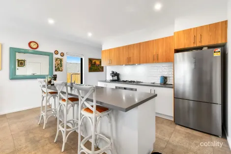 Property photo of 1/214 North Road Langwarrin VIC 3910