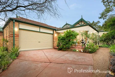 Property photo of 5 Leigh Close Lilydale VIC 3140